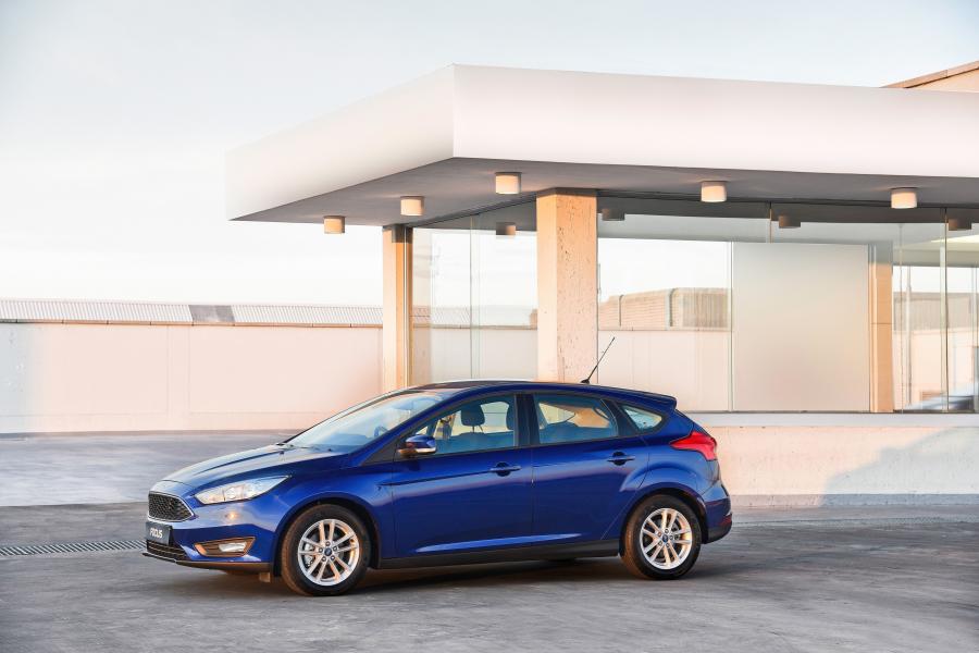 Ford Focus 2015 года  (ZA) (фото 8 из 20)